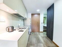Lakeville (D22), Condominium #568849361